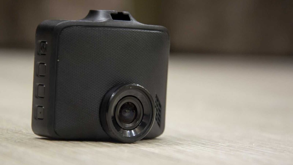 Маленький помощник. Обзор регистратора Mio MiVue C325