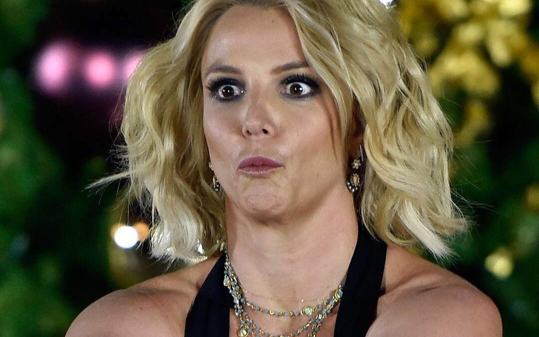 Хакеры научились запускать атаки через Instagram Бритни Спирс