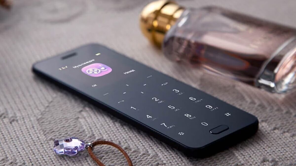 Lexand представил два новых телефона-гарнитуры