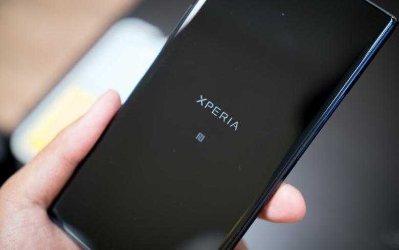 В сети появились рендеры нового смартфона Sony Xperia L3