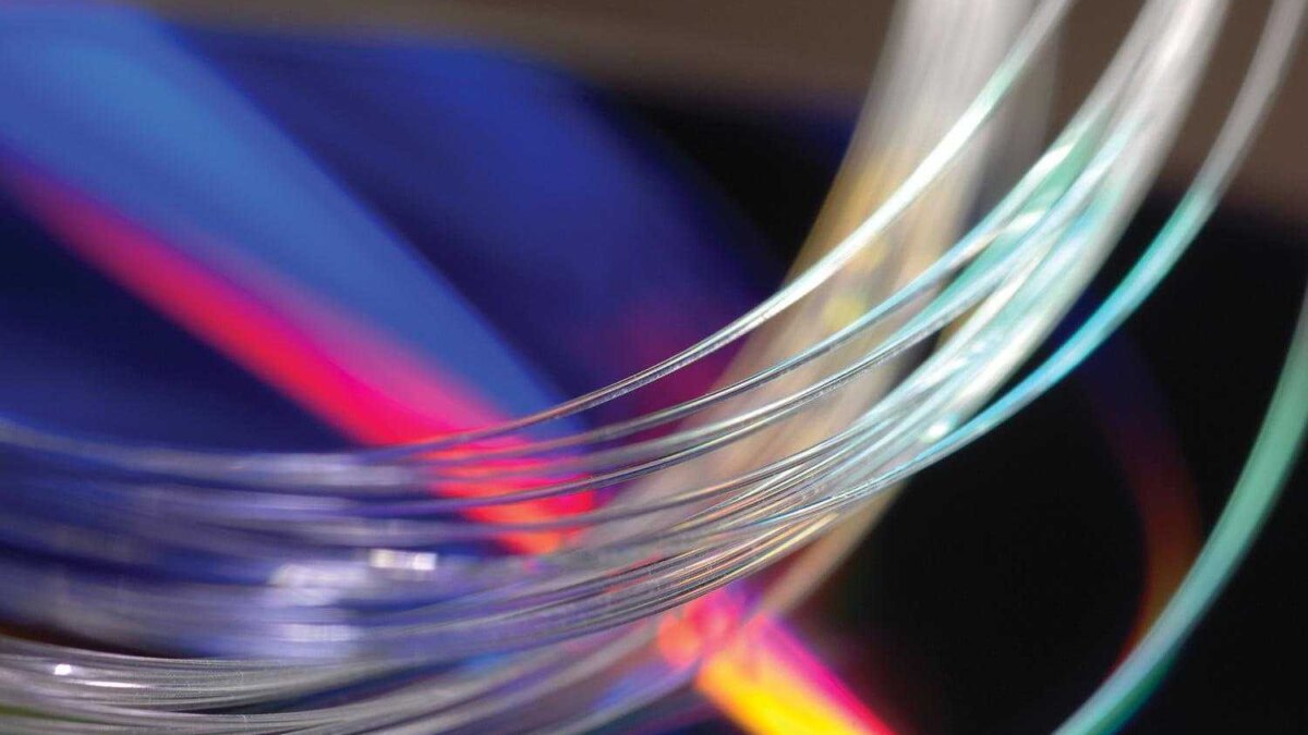 Поставщик Apple Corning работает над стеклянным дисплеем для сгибающихся смартфонов