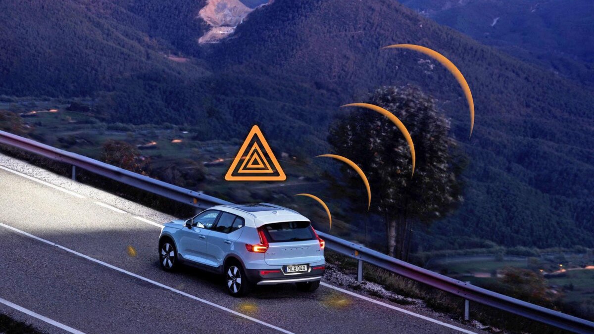 Автомобили Volvo в Европе будут предупреждать друг друга об опасных дорожных условиях
