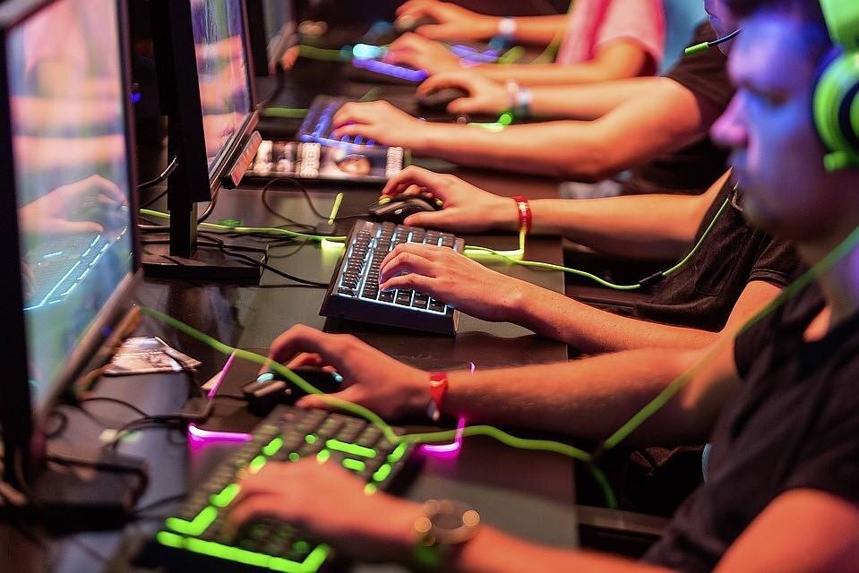 В России государственная дума приняла закон об ограничениях интернета