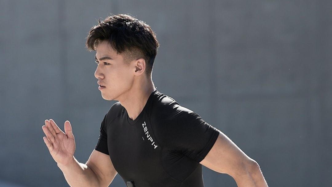 Xiaomi начала продажу смарт-футболок