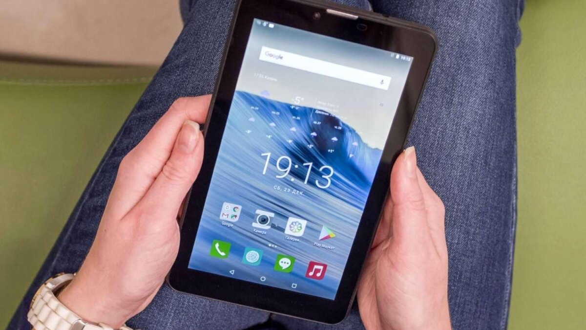 Huawei планирует установить ОС «Аврора» на свои планшеты