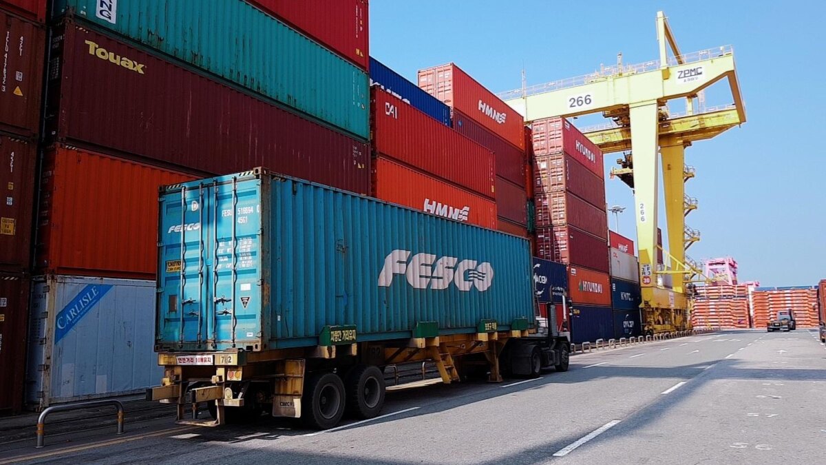 Российская группа Fesco начнет отгрузки с помощью блокчейн-технологий