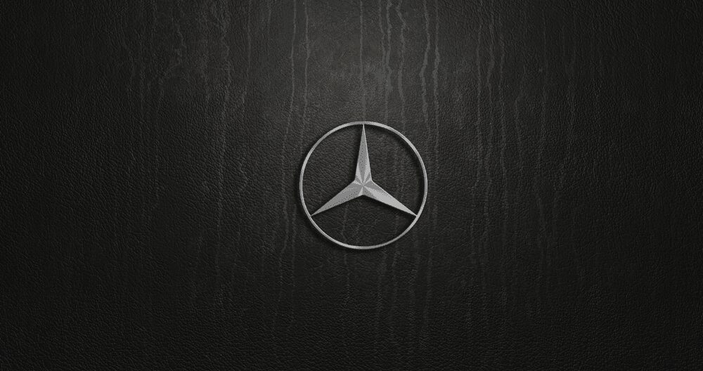 Mercedes представляет свой первый электрический самокат