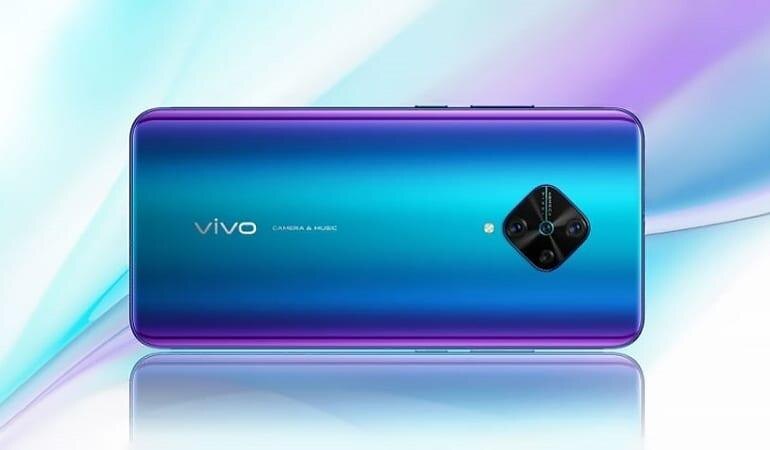 Объявлен старт продаж в России смартфона Vivo V17