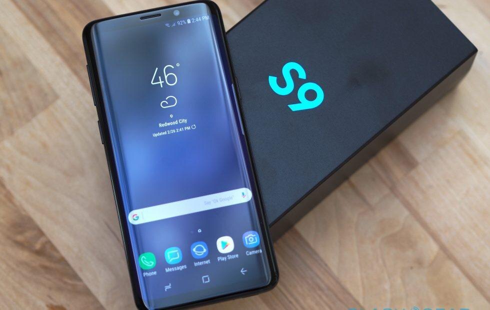 Смартфоны Samsung Galaxy S9 начали получать Android 10