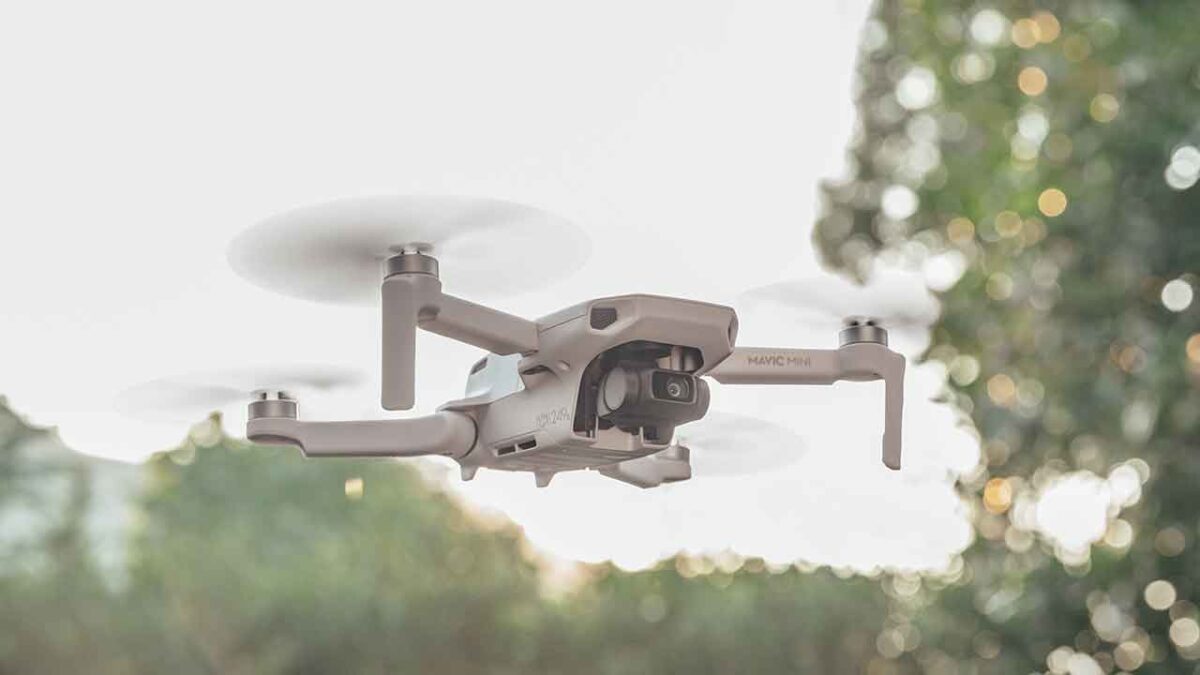 Трамп приказал провести оценку безопасности использования китайских дронов