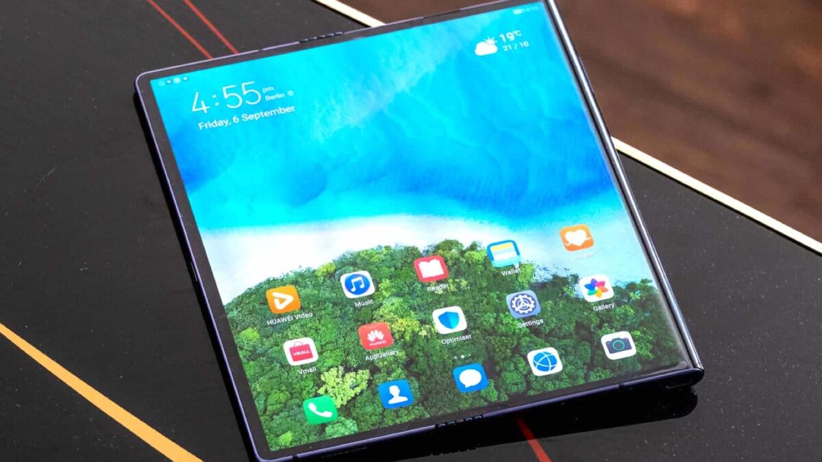 Huawei анонсирует новый складной смартфон 24 февраля в Барселоне