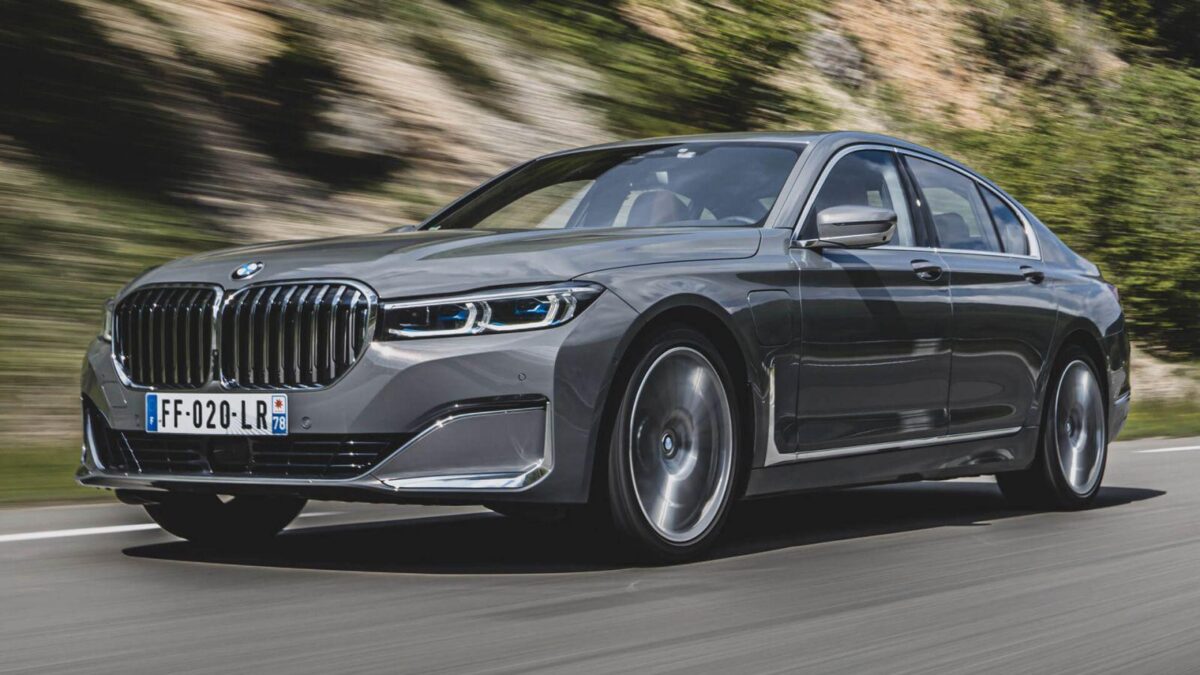 BMW выпустит электрокар в следующей линейке авто