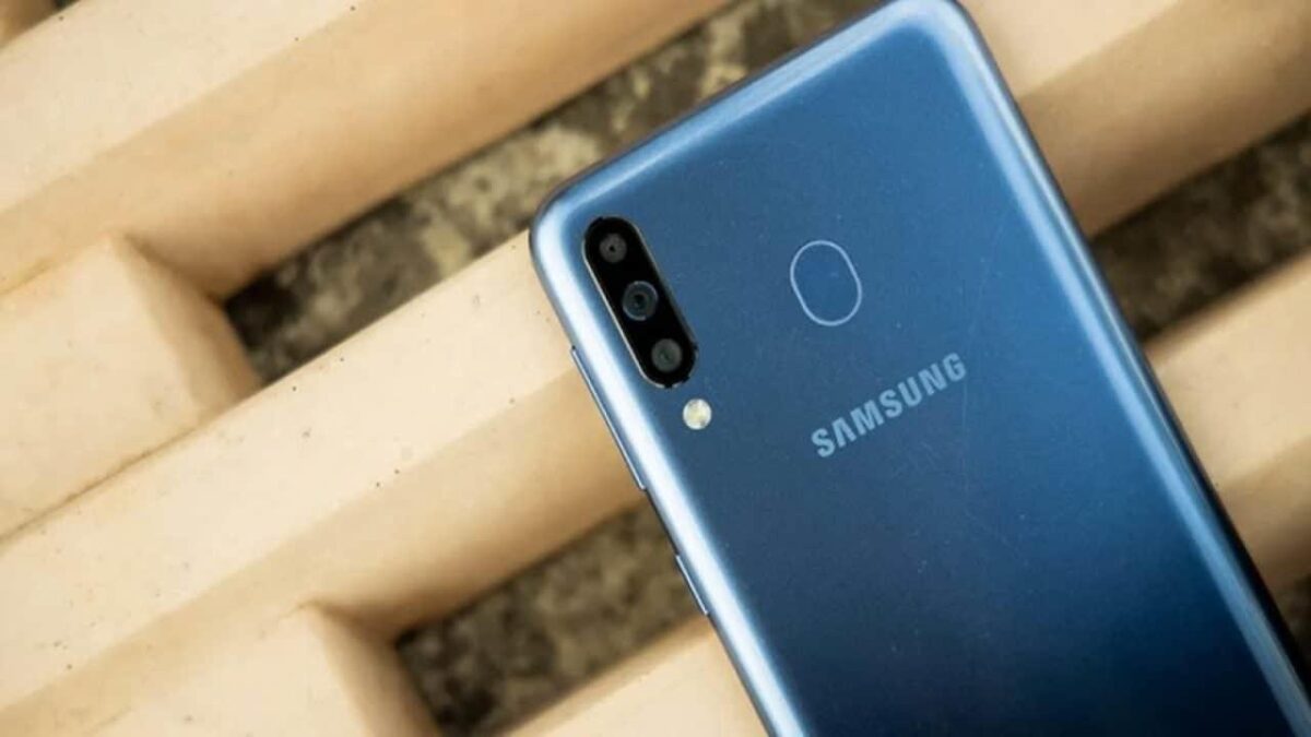 В Сеть просочились рендеры и характеристики смартфона Samsung Galaxy M11