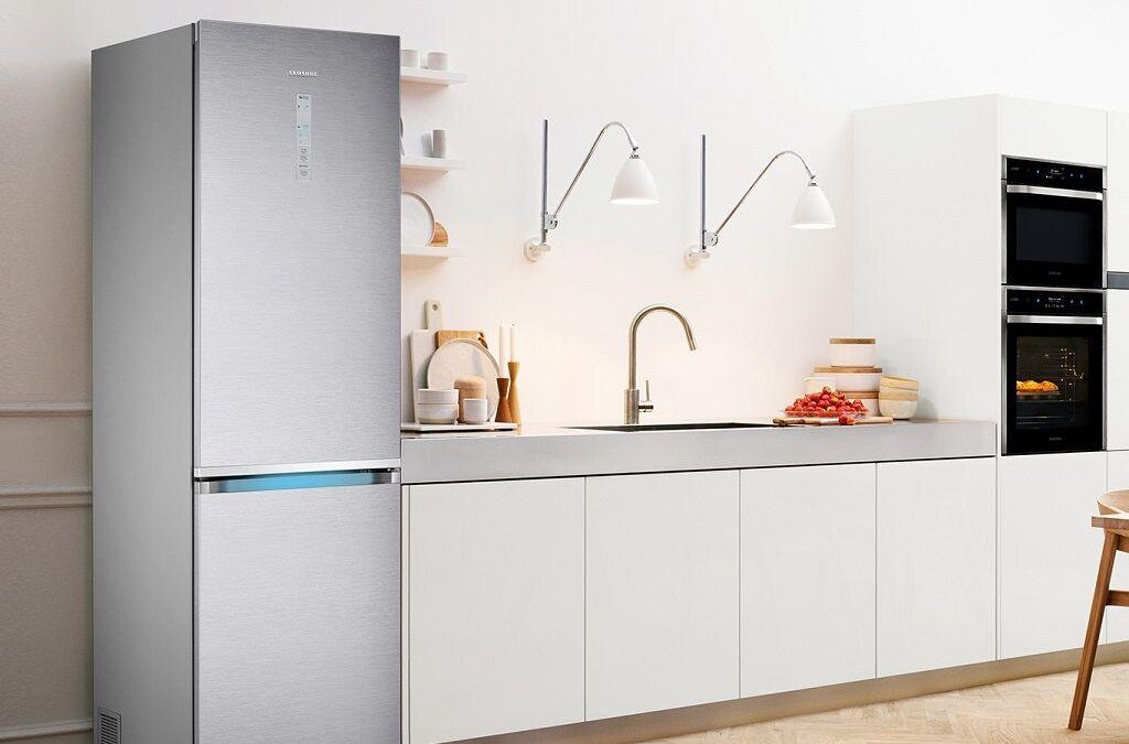 В России начали продаваться новые вместительные холодильники Samsung RB7000