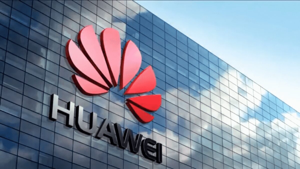 Huawei представила умный удлинитель Huawei HiLink Zhengtai с поддержкой быстрой зарядки 22,5 Вт