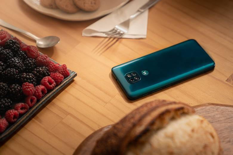 Motorola анонсирует старт продаж и российские цены смартфона moto g9 play 10 image004