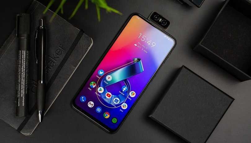ASUS планирует выпустить мини-версию флагмана ZenFone 8