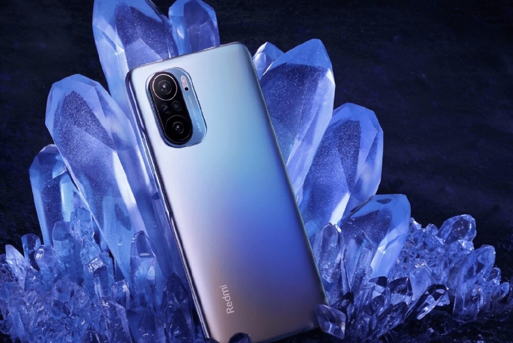 Poco F3 начал продаваться в России