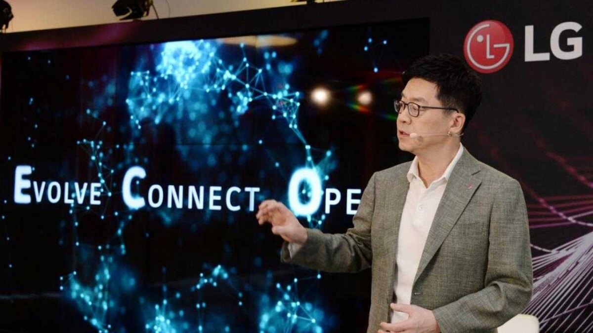 Компания LG прокомментировала выпуск своих дальнейших смартфонов