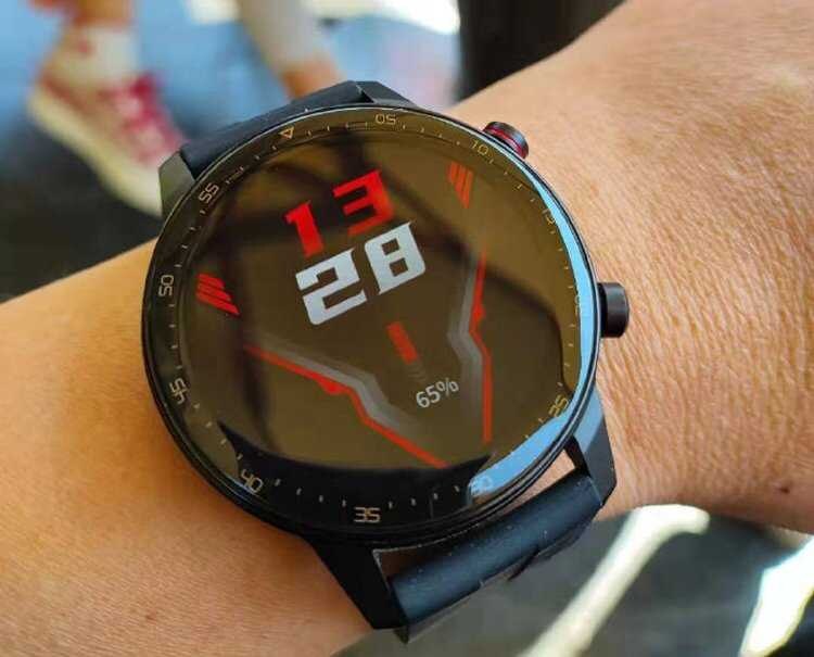 Выпущены умные часы Red Magic Watch по цене 94 доллара