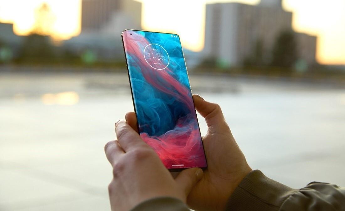 Motorola Edge 20 Pro получит OLED-экран, камеру на 108 Мп и Snapdragon 870