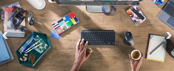 Acer совместно с InStyle запускают конкурс по созданию виртуальной одежды