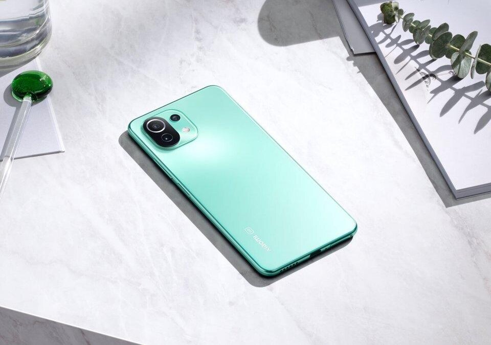 Xiaomi анонсировала запуск смартфона Mi 11 Lite 5G NE