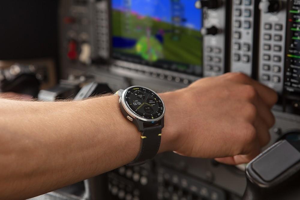 Garmin сделала умные часы для авиапилотов