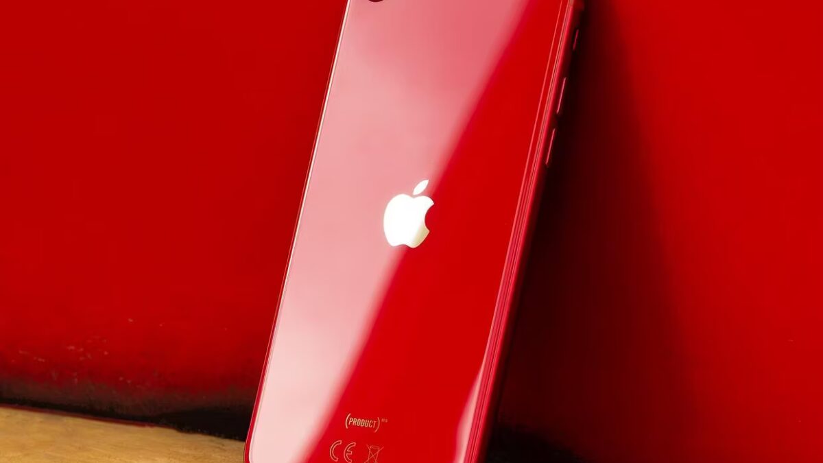 Новый iPhone SE 2022 выпустят 8 марта