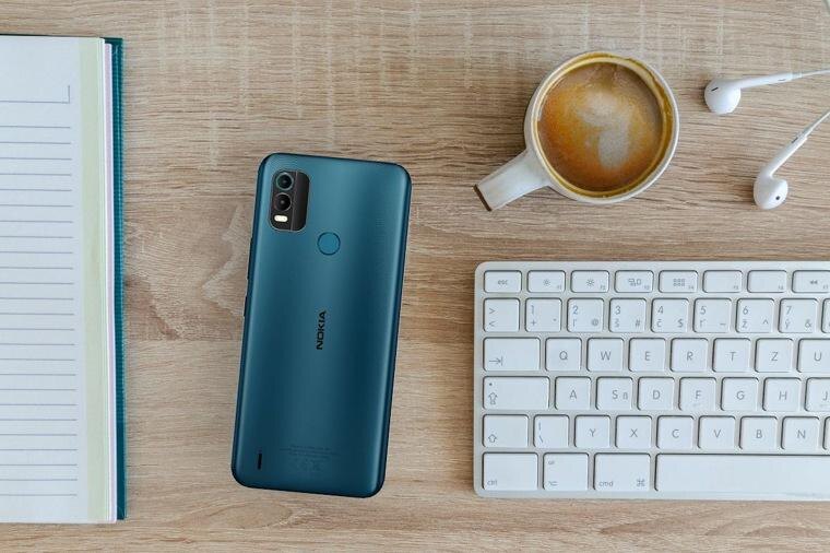 MWC 2022: Nokia представила смартфоны C21 и C21 Plus с металлическими рамками и 6,5-дюймовыми дисплеями