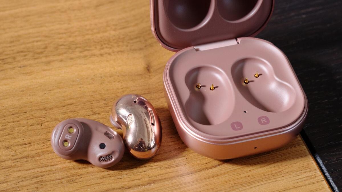 Samsung представил новый цвет Onyx для Galaxy Buds 2 и Buds Live