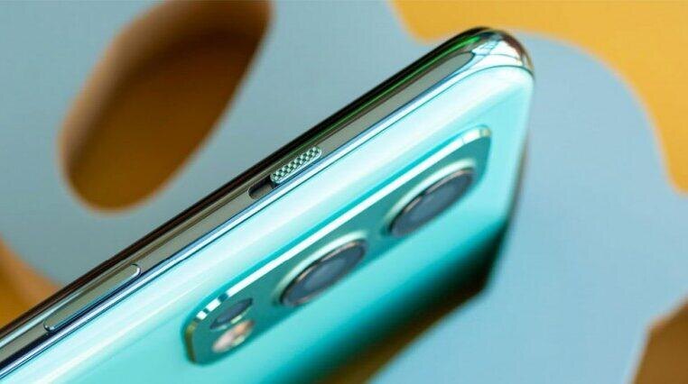 Переключатель бесшумного режима OnePlus появится на телефоне Realme