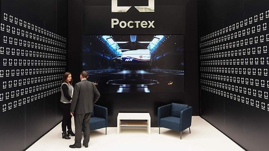 Ростех показал первый миниатюрный OLED-дисплей отечественного производства