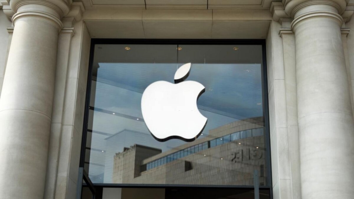 Apple приказала компенсировать потребителям отсутствие зарядного устройства в комплекте