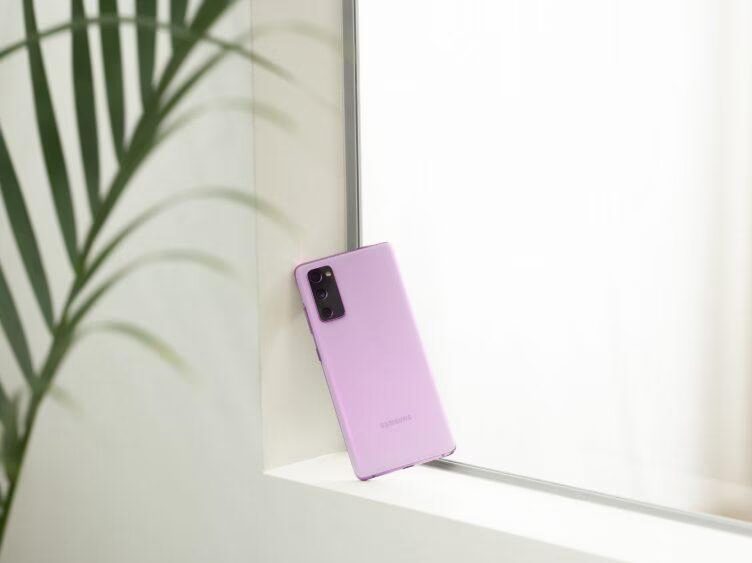 Samsung представила смартфон Galaxy S20 FE 2022 Edition