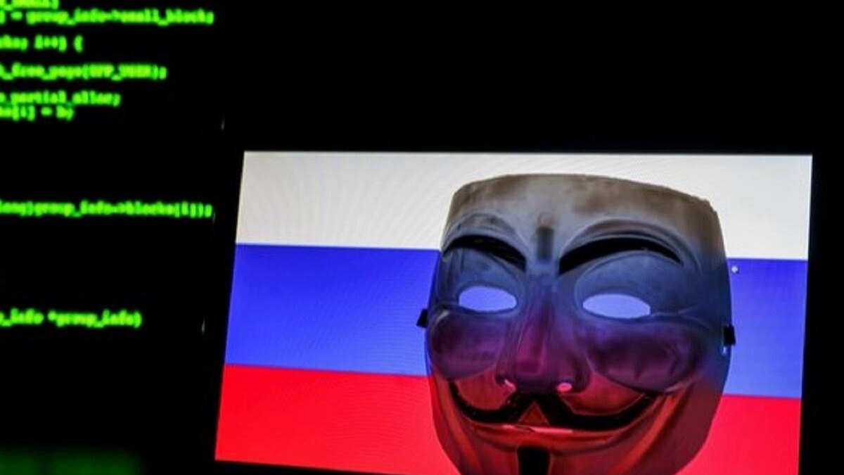 Хакеры из Anonymous взломали систему видеонаблюдения Кремля