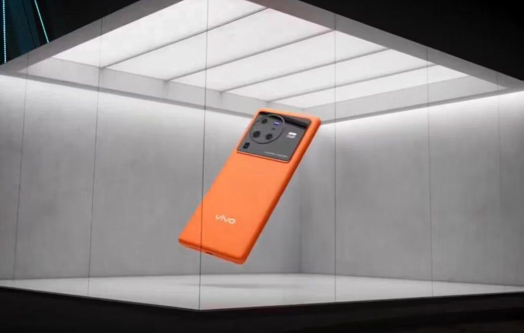 Vivo X80 засветился в TENAA за несколько часов до релиза