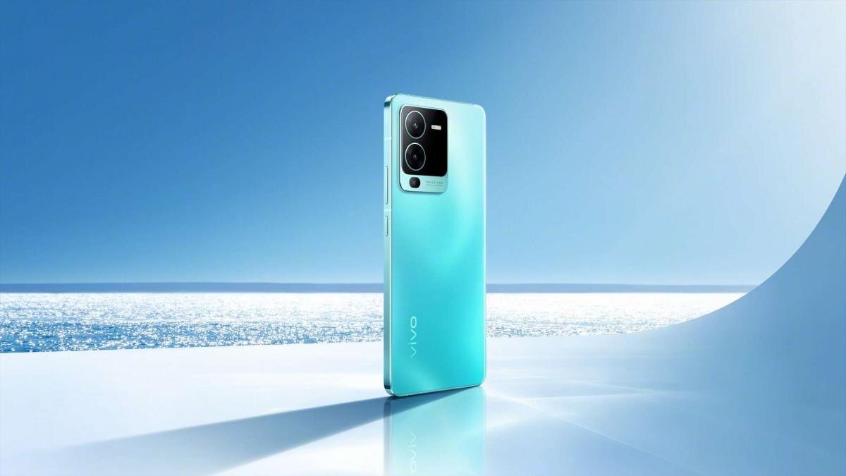 vivo показала S15 на официальных изображениях 
