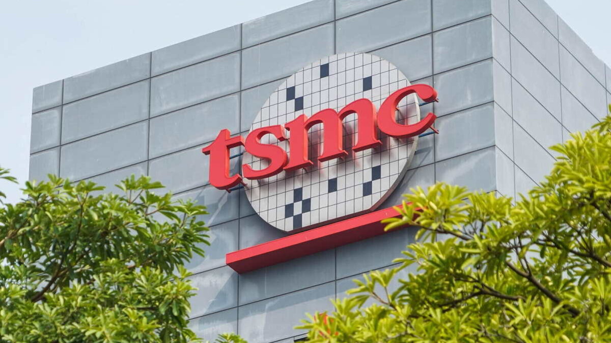 TSMC заключила с США крупнейший контракт на производство чипов