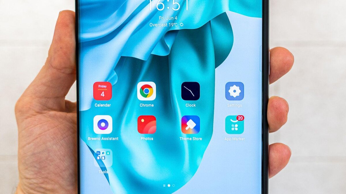 Motorola создаёт смартфон с выдвижным экраном