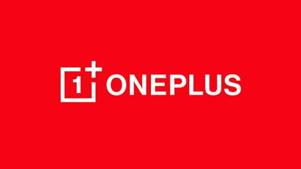 Новые рендеры OnePlus 10T подчеркивают различия дизайна с 10 Pro