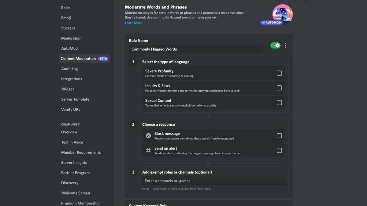 Настройки модерации контента в Discord на панели управления экран с опциями блокировки слов