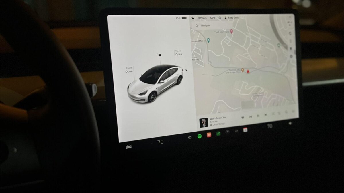 Теперь можно использовать CarPlay в Tesla — для этого потребуется два Raspberry Pi