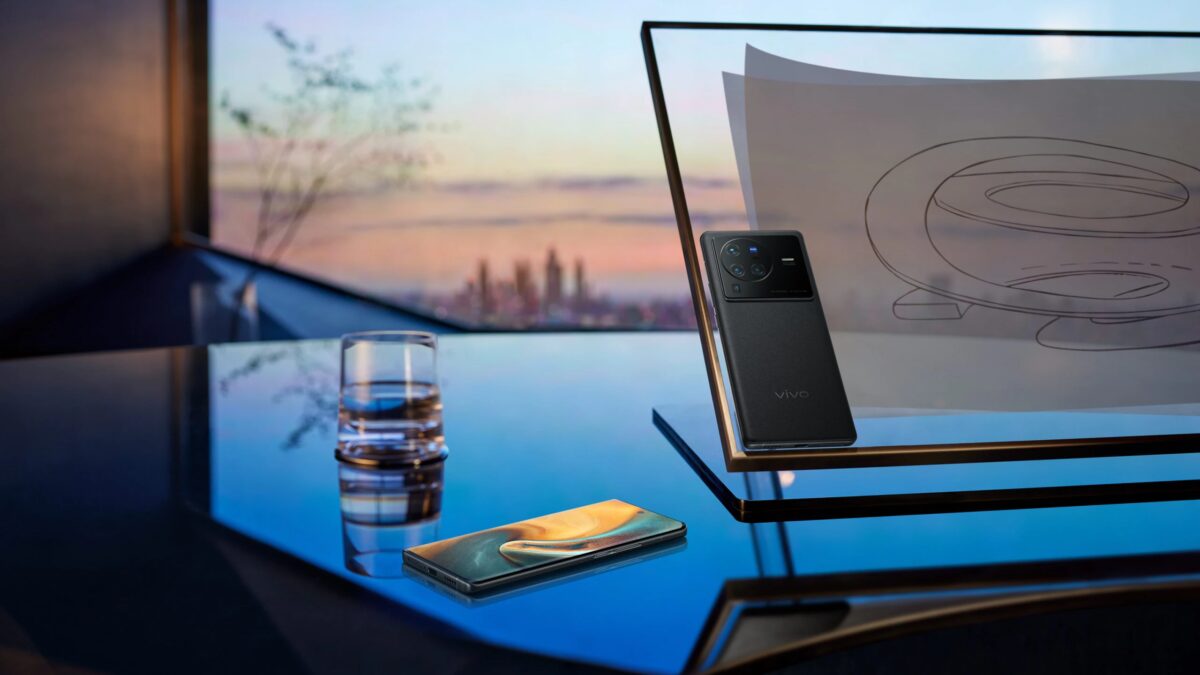 vivo работает над X80 Lite, который может выйти в октябре