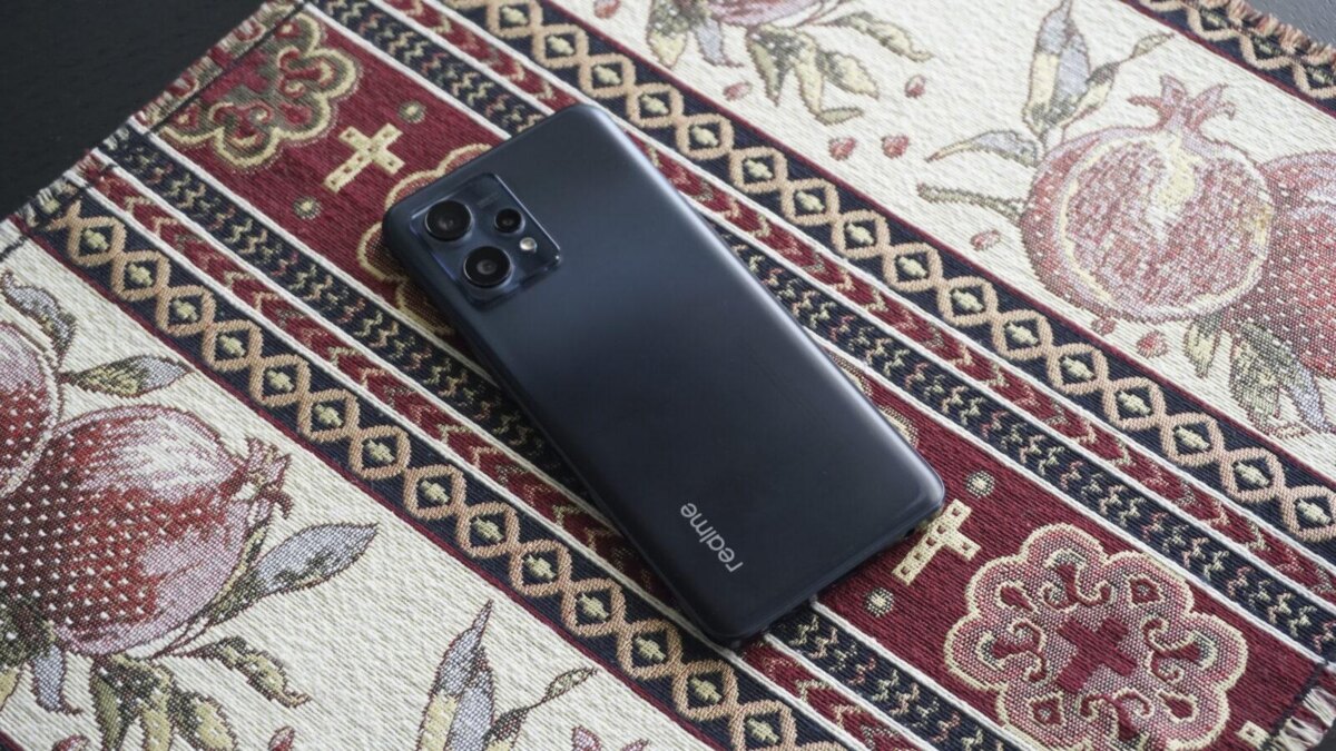 Realme 10 сертифицирован с аккумулятором на 4880 мАч