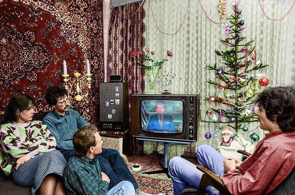 Что посмотреть на новогодних каникулах: фильмы и сериалы для всей семьи