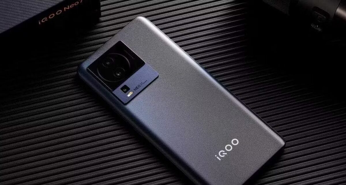 iQOO Neo7 Racing Edition получит Snapdragon 8+ Gen 1