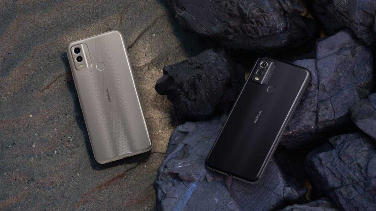 Nokia анонсировала C22 и C32