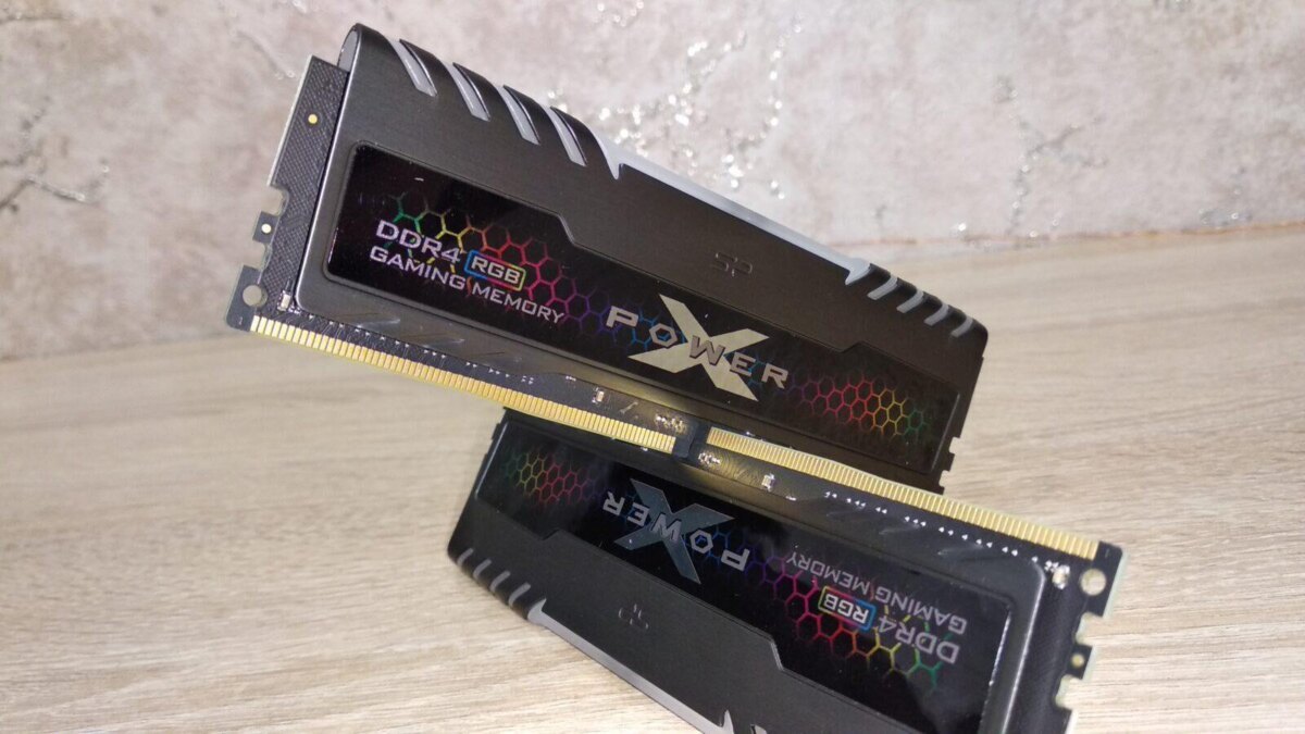 Обзор памяти Silicon Power Xpower Turbine RGB
