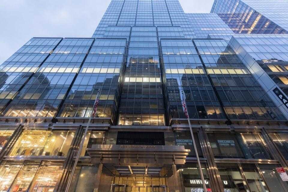 Закрытие Signature Bank наносит очередной удар по криптоиндустрии